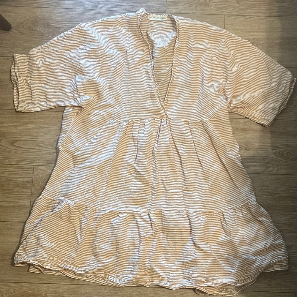 Hackwith Design House white and gold striped tiered short dress